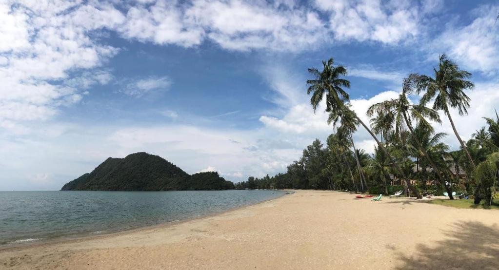Oyo 1143 Phet Luran Thai Resort Kohchang Ко Чанг Экстерьер фото