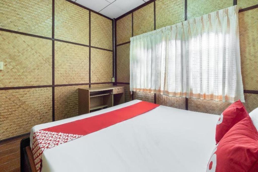 Oyo 1143 Phet Luran Thai Resort Kohchang Ко Чанг Экстерьер фото